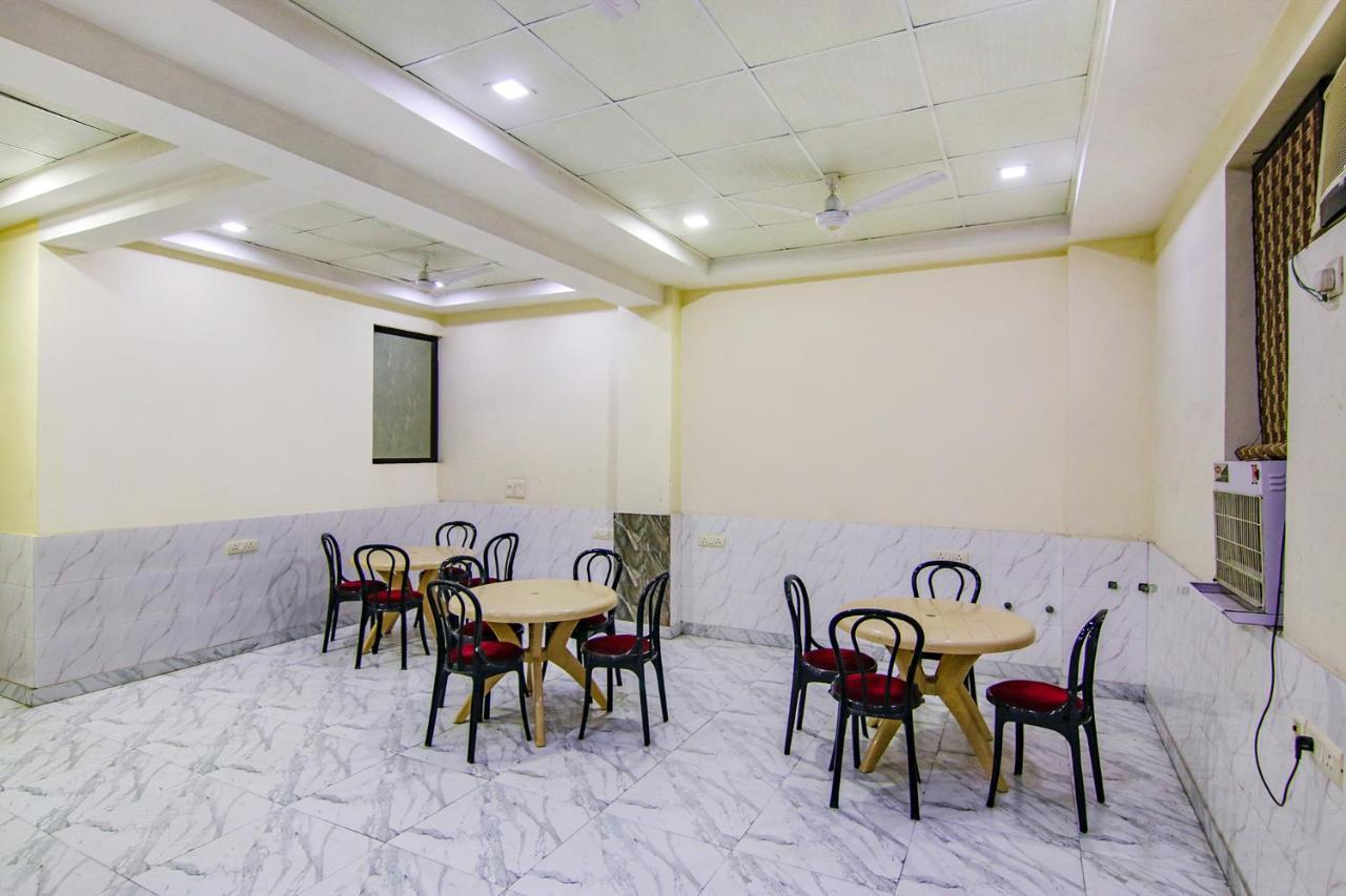 Fabhotel Ashok Vihar - Nr North Campus, Delhi University New Delhi Exterior photo
