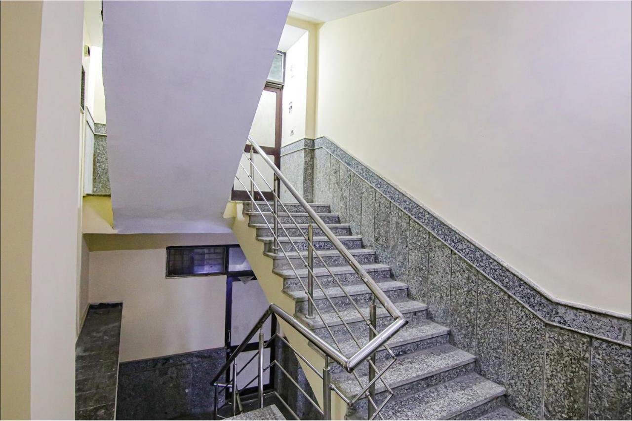 Fabhotel Ashok Vihar - Nr North Campus, Delhi University New Delhi Exterior photo
